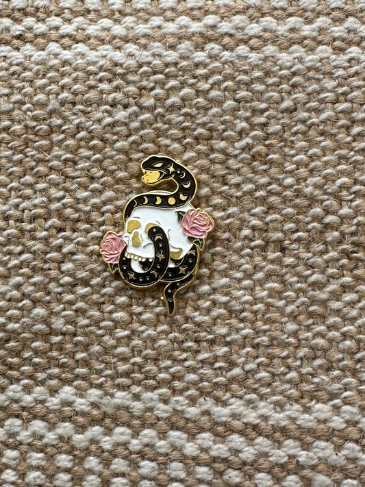 Snake Skull!